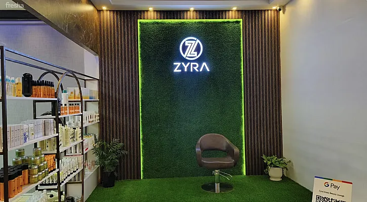 Zyra Unisex Beauty Lounge
